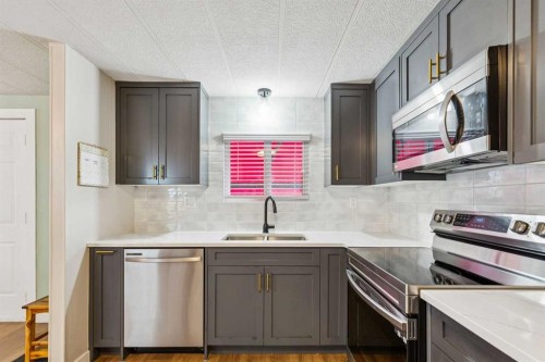 70-3223 83 Street Nw, Calgary, AB 
