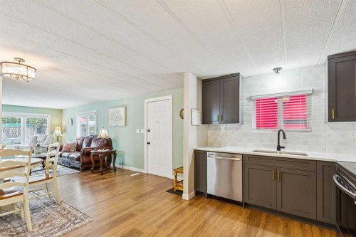 70-3223 83 Street Nw, Calgary, AB 