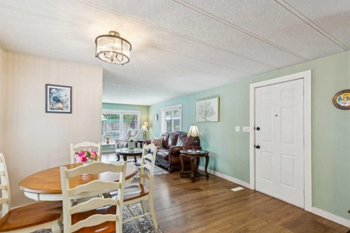70-3223 83 Street Nw, Calgary, AB 
