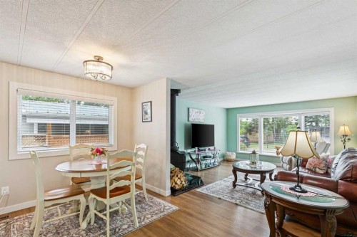 70-3223 83 Street Nw, Calgary, AB 