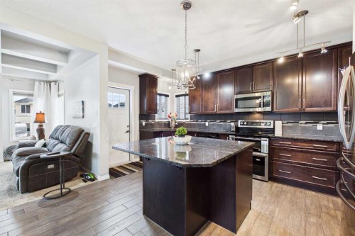 8 Sage Bank Road Nw, Calgary, AB 