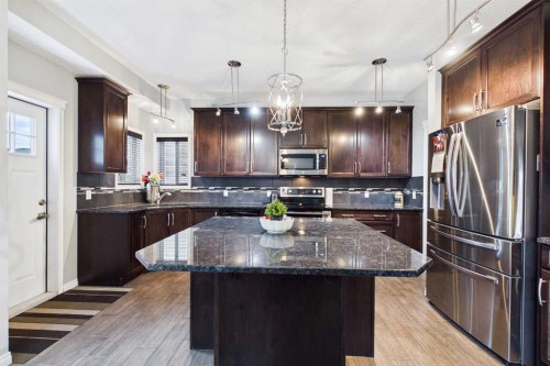 8 Sage Bank Road Nw, Calgary, AB 