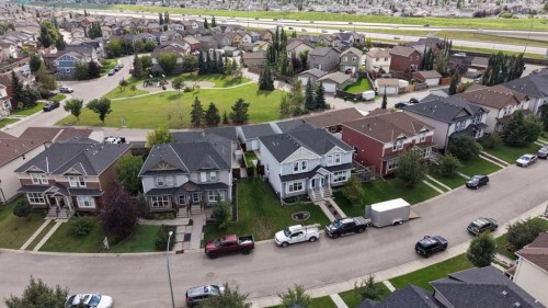 93 Autumn Green Se, Calgary, AB 