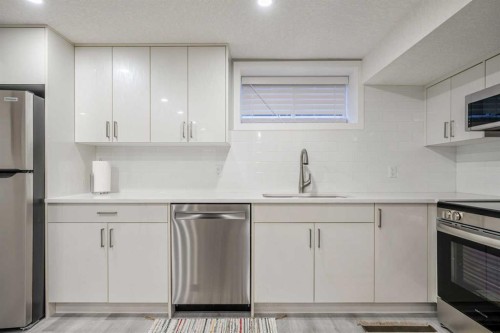 471 Northmount Drive Nw, Calgary, AB 