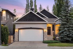146 Discovery Ridge Way SW Calgary, AB T3H 1A1