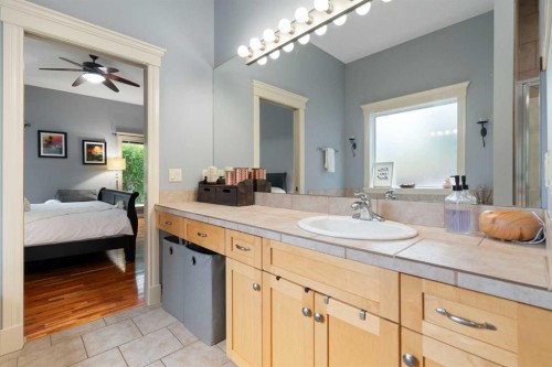 146 Discovery Ridge Way Sw, Calgary, AB 