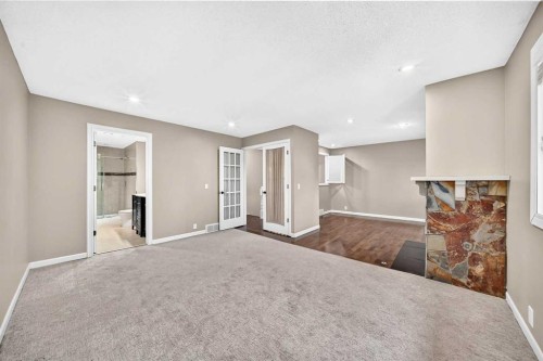 25-448 Strathcona Drive Sw, Calgary, AB 