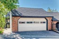 25-448 Strathcona Drive SW Calgary, AB T3H 1M3
