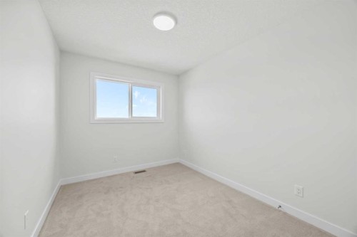 14438 15 Street Ne, Calgary, AB 