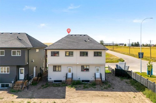 14438 15 Street Ne, Calgary, AB 