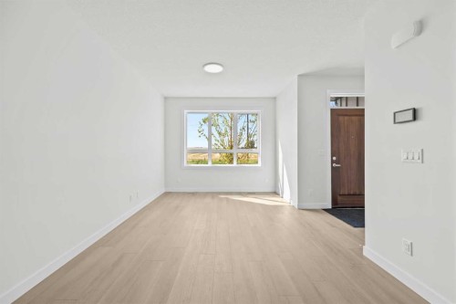 14438 15 Street Ne, Calgary, AB 