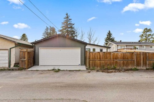 9716 2 Street Se, Calgary, AB 