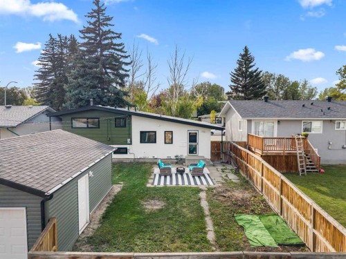 9716 2 Street Se, Calgary, AB 