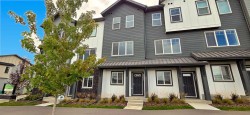 2223 81st Street SW Calgary, AB T3H 3V8