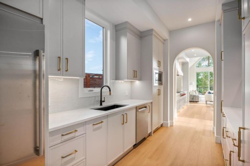 2920 Toronto Crescent Nw, Calgary, AB 