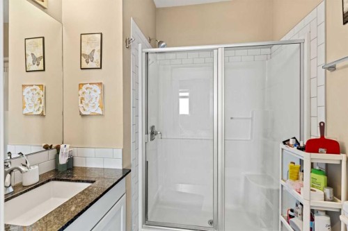 130 Silverado Plains Park Sw, Calgary, AB - Indoor Photo Showing Bathroom