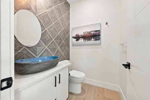 1504 4 Street Ne, Calgary, AB 