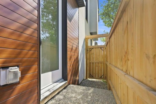 1504 4 Street Ne, Calgary, AB 