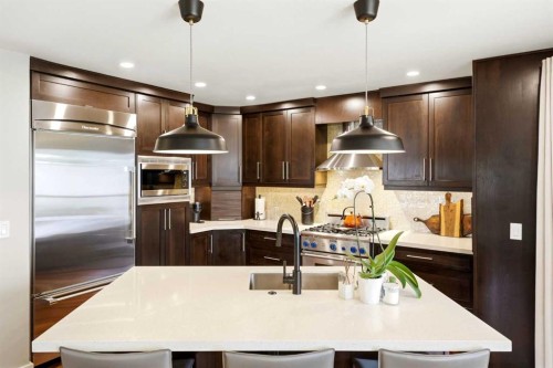 1619 24 Avenue Sw, Calgary, AB 