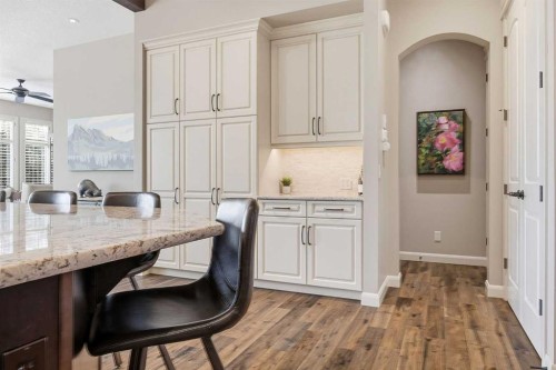 37 Cranbrook Heights Se, Calgary, AB 