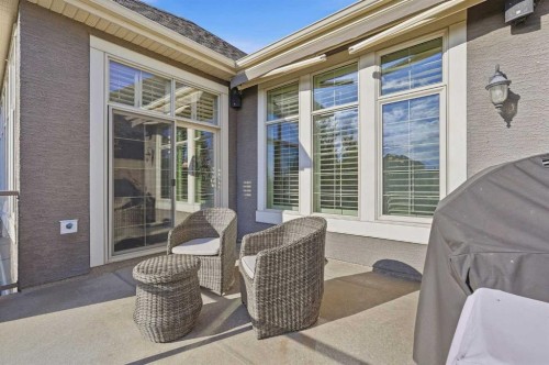 37 Cranbrook Heights Se, Calgary, AB 
