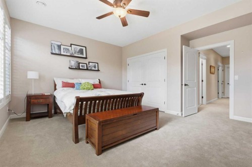 37 Cranbrook Heights Se, Calgary, AB 