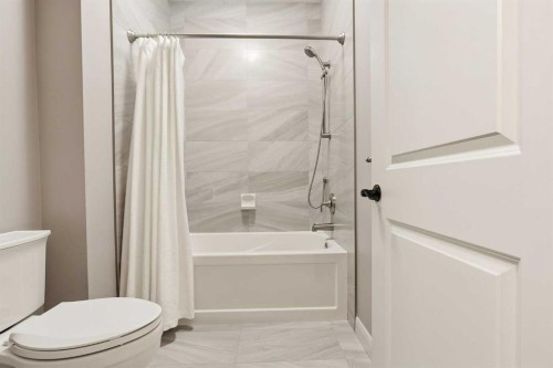 37 Cranbrook Heights Se, Calgary, AB 