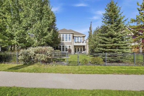 37 Cranbrook Heights Se, Calgary, AB 