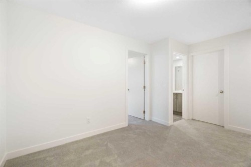 60-2117 81 Street Sw, Calgary, AB 