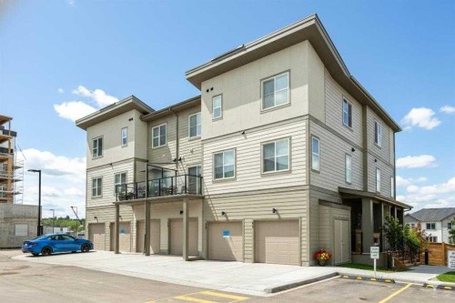 60-2117 81 Street Sw, Calgary, AB 