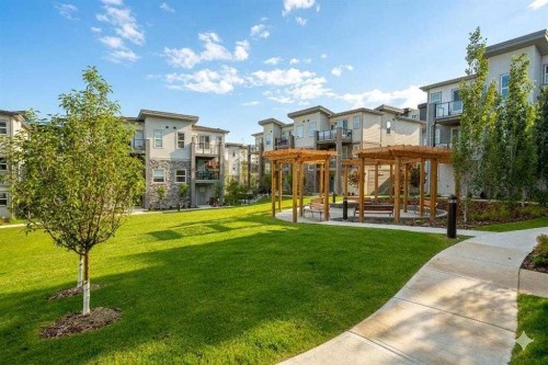 60-2117 81 Street Sw, Calgary, AB 