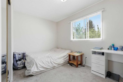 121 Sunbank Way Se, Calgary, AB 