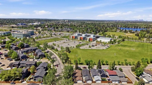 121 Sunbank Way Se, Calgary, AB 