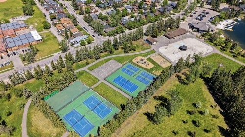 121 Sunbank Way Se, Calgary, AB 