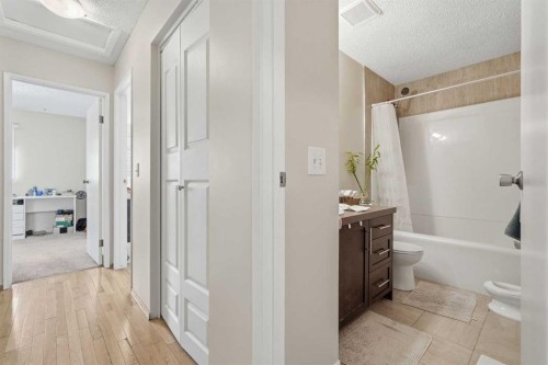 121 Sunbank Way Se, Calgary, AB 