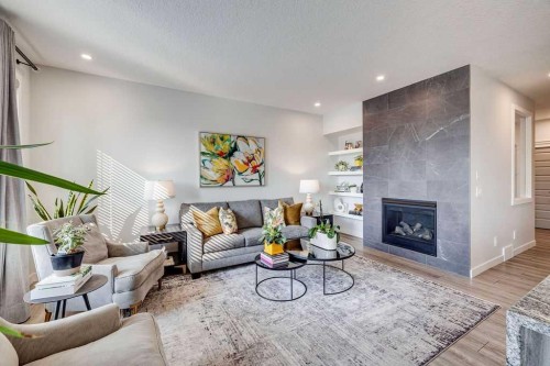 212 Evansglen Close Nw, Calgary, AB 