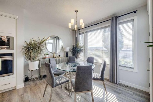 212 Evansglen Close Nw, Calgary, AB 