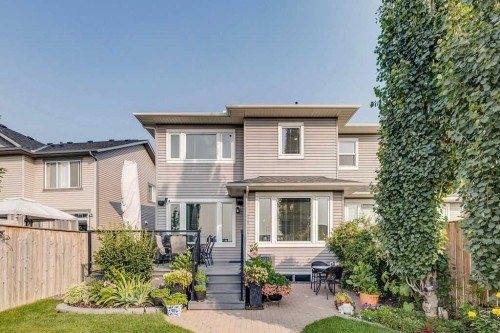212 Evansglen Close Nw, Calgary, AB 