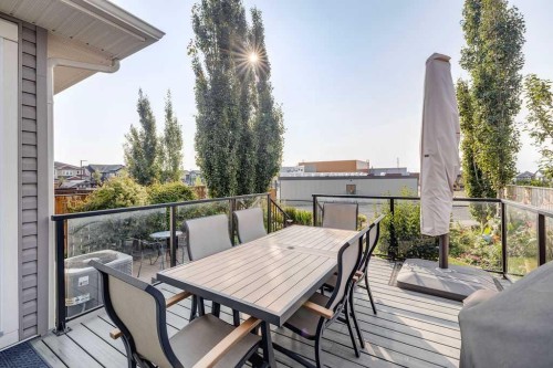 212 Evansglen Close Nw, Calgary, AB 