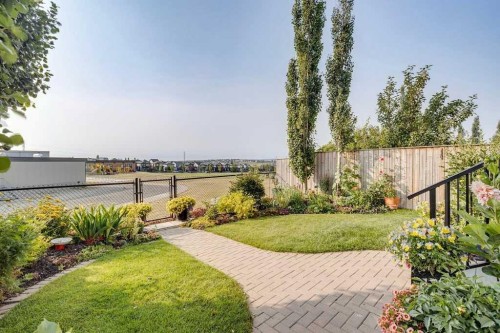 212 Evansglen Close Nw, Calgary, AB 
