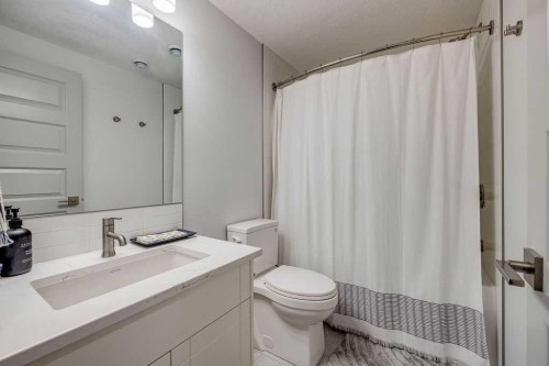 212 Evansglen Close Nw, Calgary, AB 