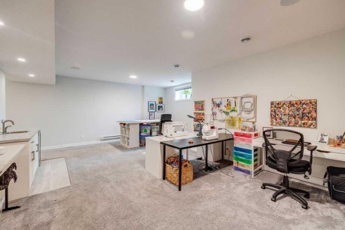 212 Evansglen Close Nw, Calgary, AB 
