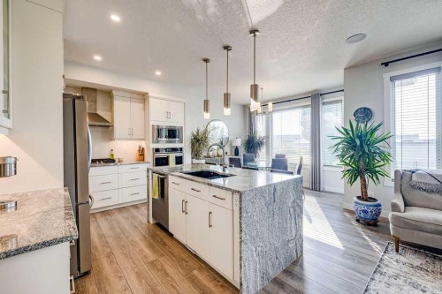 212 Evansglen Close Nw, Calgary, AB 