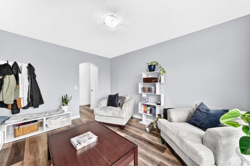 21 Ranch Road, Okotoks, AB 