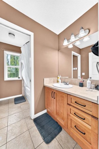 21 Ranch Road, Okotoks, AB 