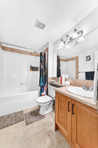 21 Ranch Road, Okotoks, AB 