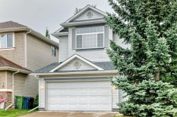 234 Somerglen Way SW Calgary, AB T2Y 4B3