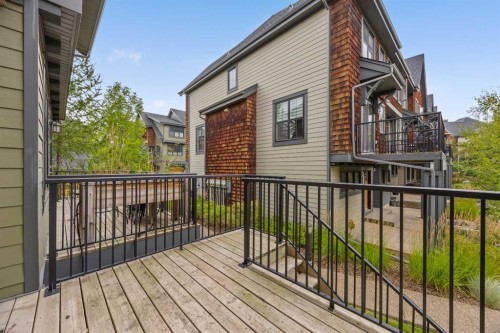 505 Ascot Circle Sw, Calgary, AB 