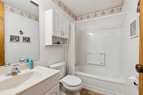 4919 Marlborough Drive Ne, Calgary, AB 