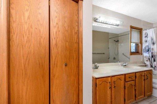 156 Del Ray Road Ne, Calgary, AB 
